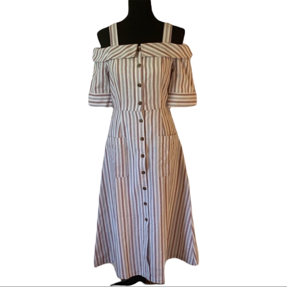 NWT Romeo+Juliet Couture Cold Shoulder Midi Dress